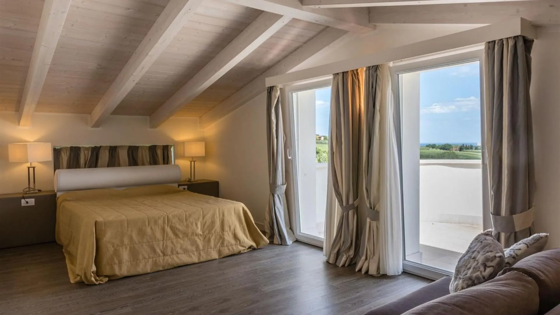 Villa Mandara 8&2, Emma Villas Misano Adriatico Itália